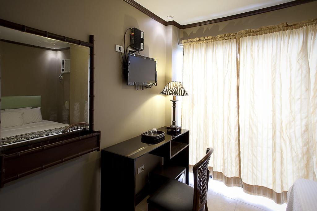 Reddoorz Plus New Era Budget Hotel Mabolo Former Reddoorz Near Landers Superstore Cebu City Bagian luar foto